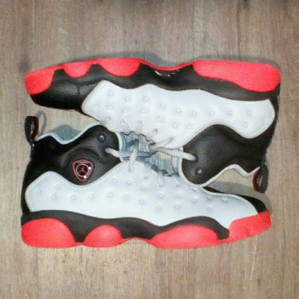 Jordan Team 2 Basketball Shoes